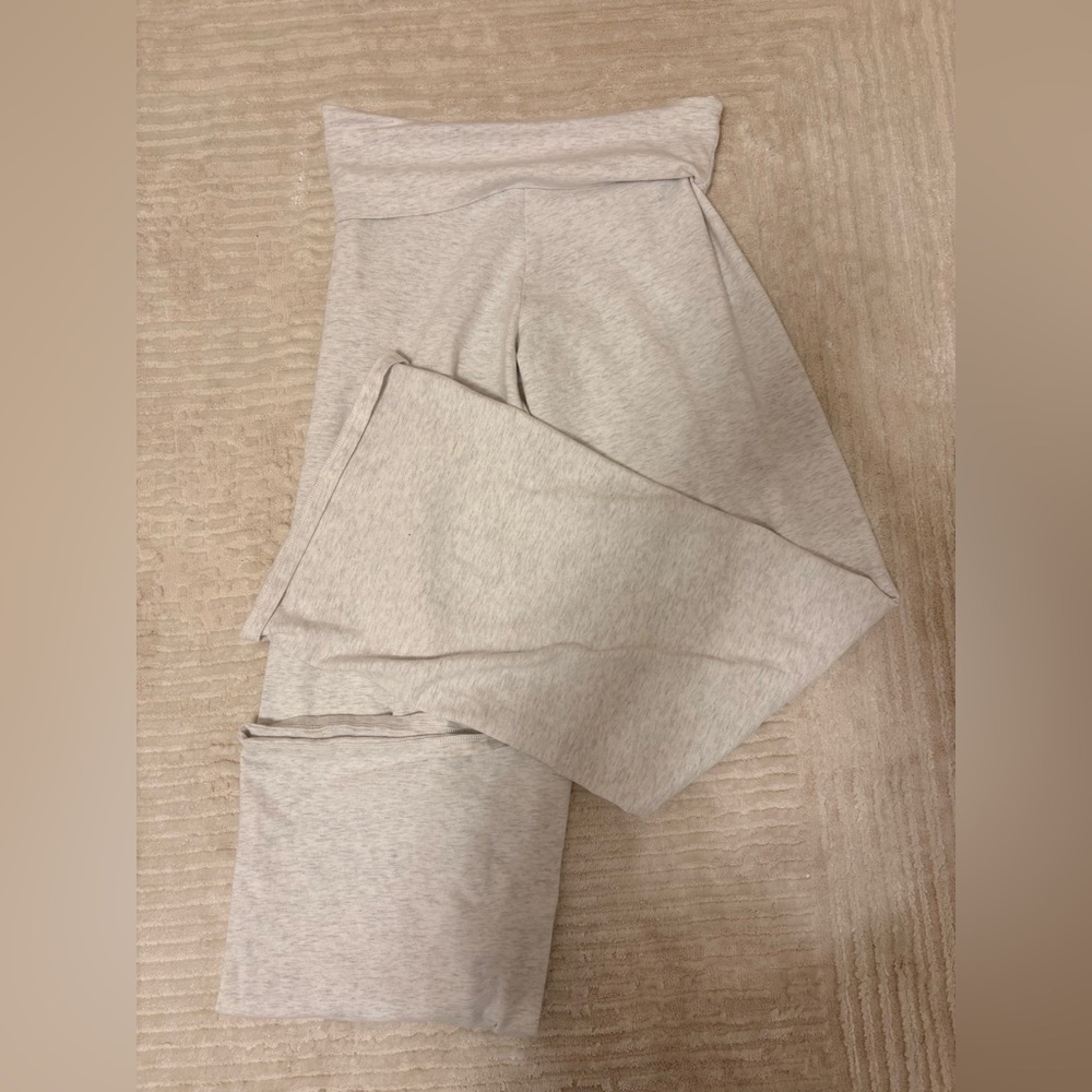 🎉 Cozy Chic! Brandy Melville Fold-Over Flare Pants! 🎉